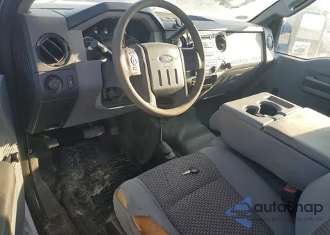 2011 Ford F250 Super Duty z USA, uszkodzony, nr VIN 1FTBF2B65BED01700